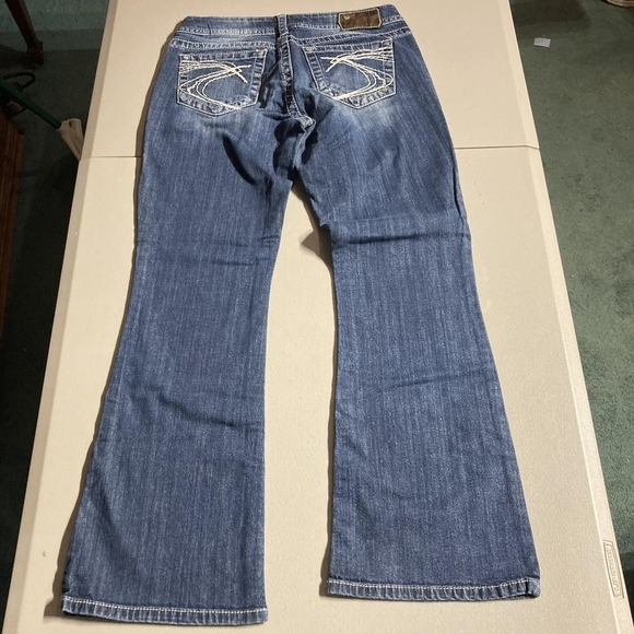 Silver Suki Denim Blue Jeans Boot Cut Women's W28/L30 Sandblast Fade Neutral EUC - Picture 2 of 6